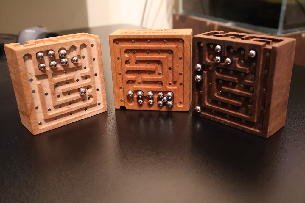 Walnut Wood Magnetic Maze (1 maze)