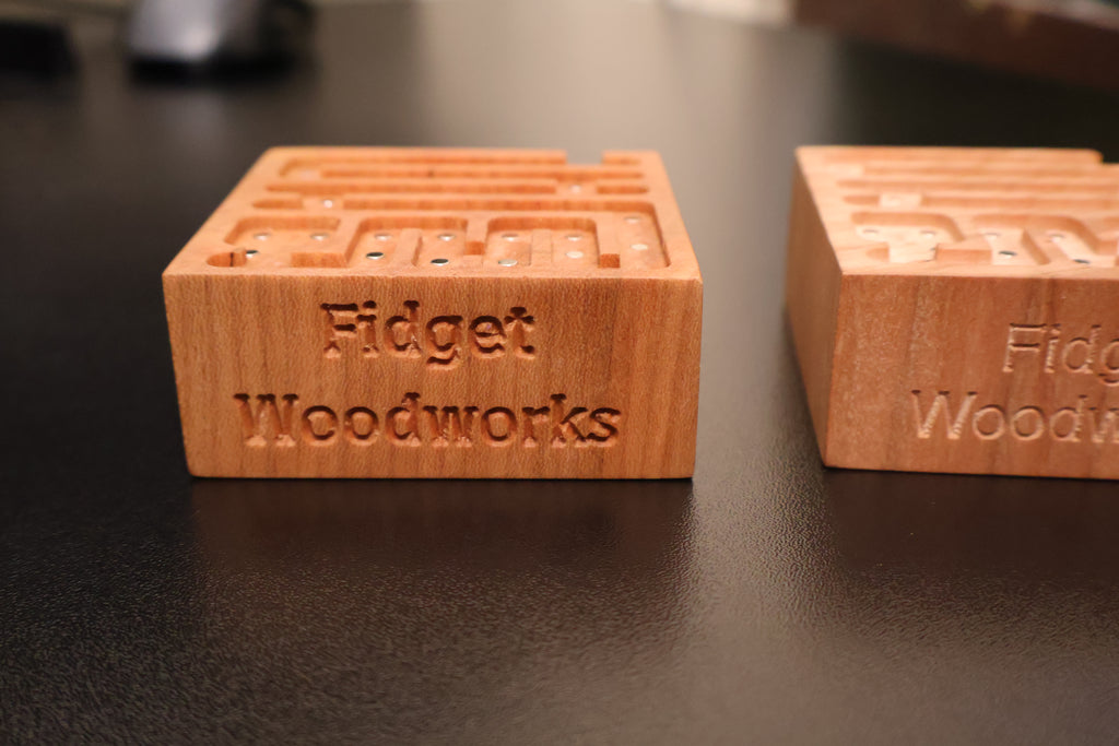 Maple Magnetic Maze Fidget Toy (1 maze)