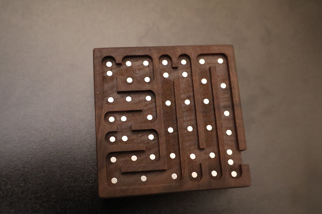 Walnut Wood Magnetic Maze (1 maze)