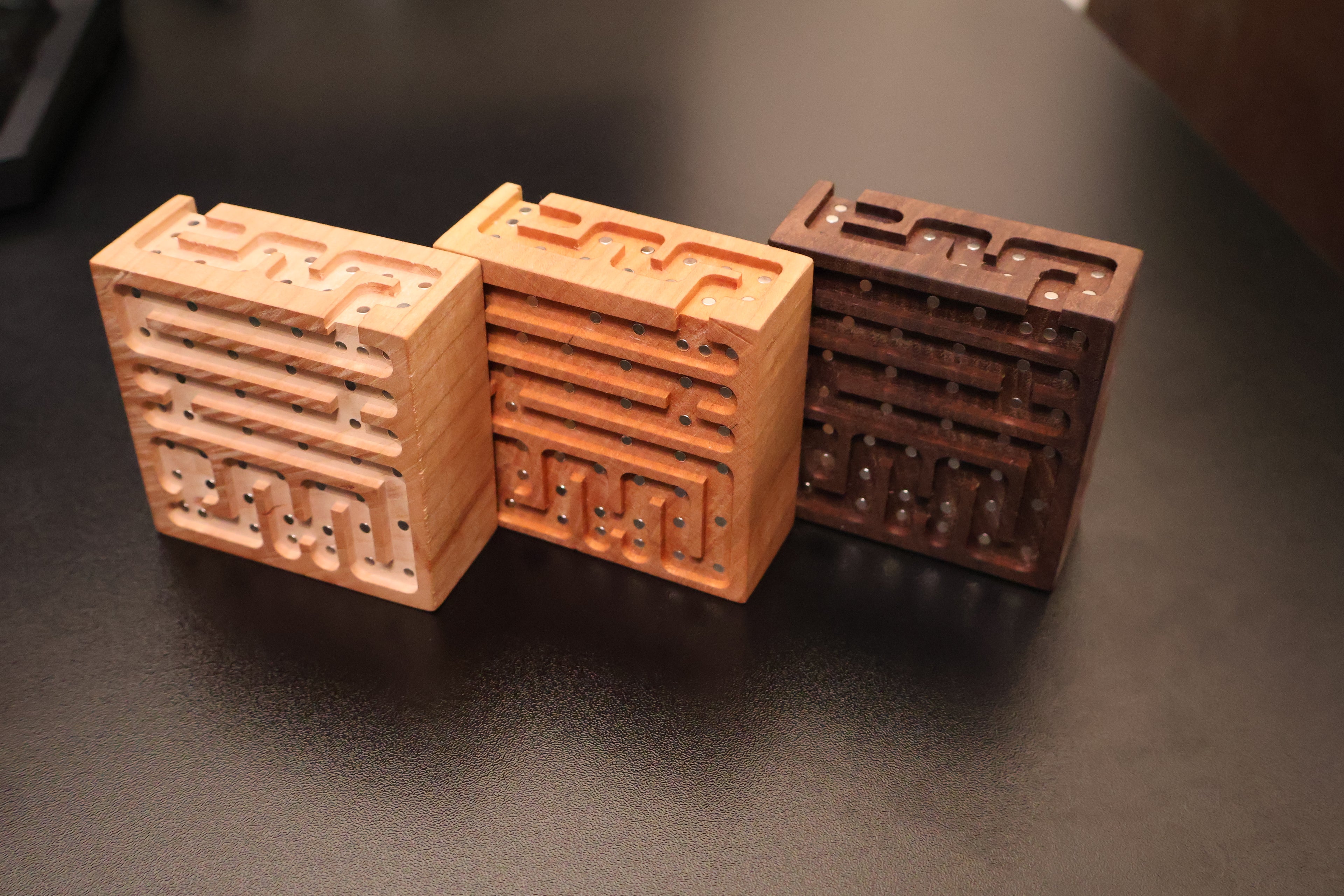 Maple Magnetic Maze Fidget Toy (1 maze)