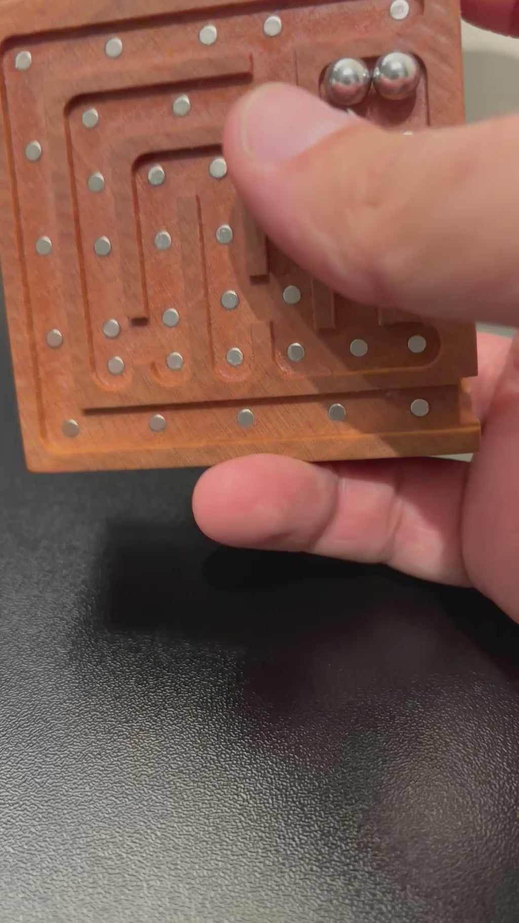 Maple Magnetic Maze Fidget Toy (1 maze)